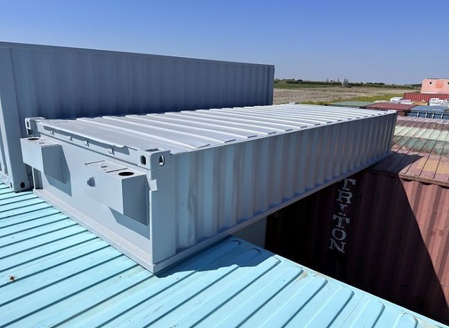 52aa76_f89dc9161b9d4ec8ad59fcd86ff547dcmv2.jpg Klärgruben-Container 2,5x6 m Höhe 90 cm - Image 1