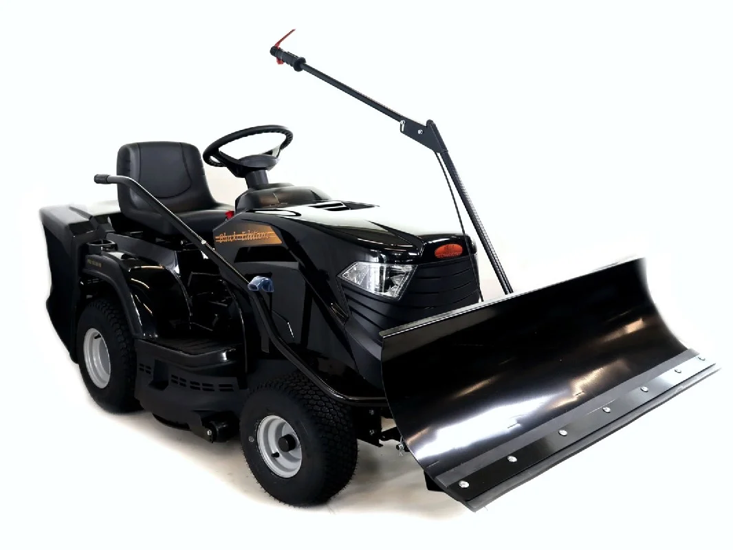 a-1-1.webp Black Edition PRO 165/84 H Rasentraktor mit Schneeschild 110 Plus – Modell 2023 - Image 1