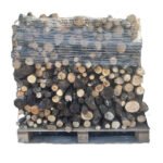 Holzkohle, 50 cm, trockene Hartholzpalette, bereit zum Brennen