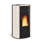 Pelletofen wasserführend Extraflame Raffaella Idro H18 5.0.16 mit 23,6 kW - Verkleidung: elfenbein