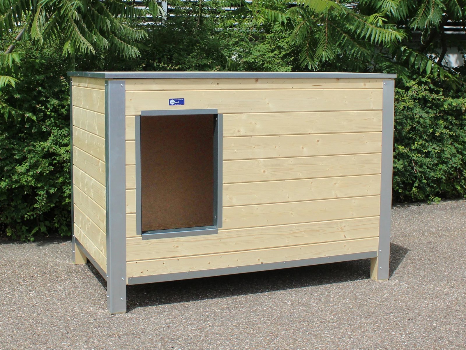 prod_div_bromet_com.jpg Flachdach-Hundehütten | Hundehütten für den Innenbereich - Image 1